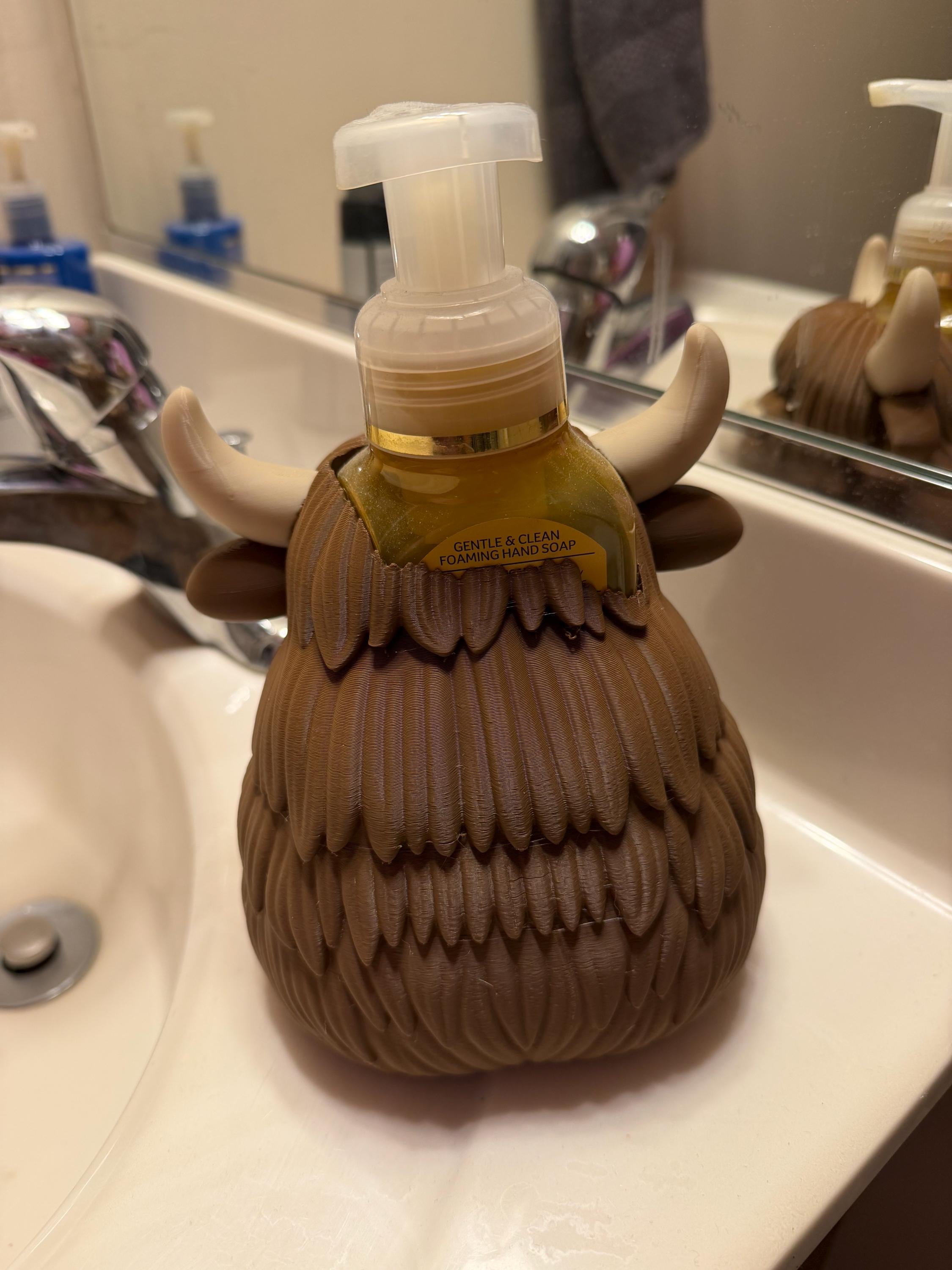 Highland Cow Soap Holder — 3D Printed Bath & Body Works Holder