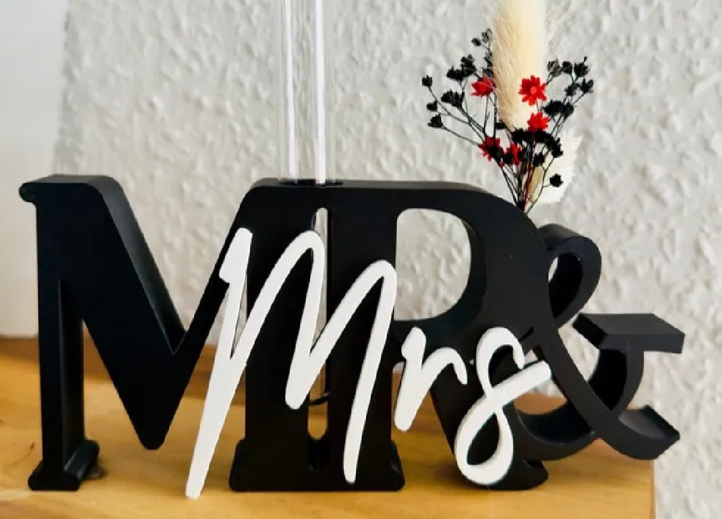 Mr and Mrs Built in Bud Vase Wedding