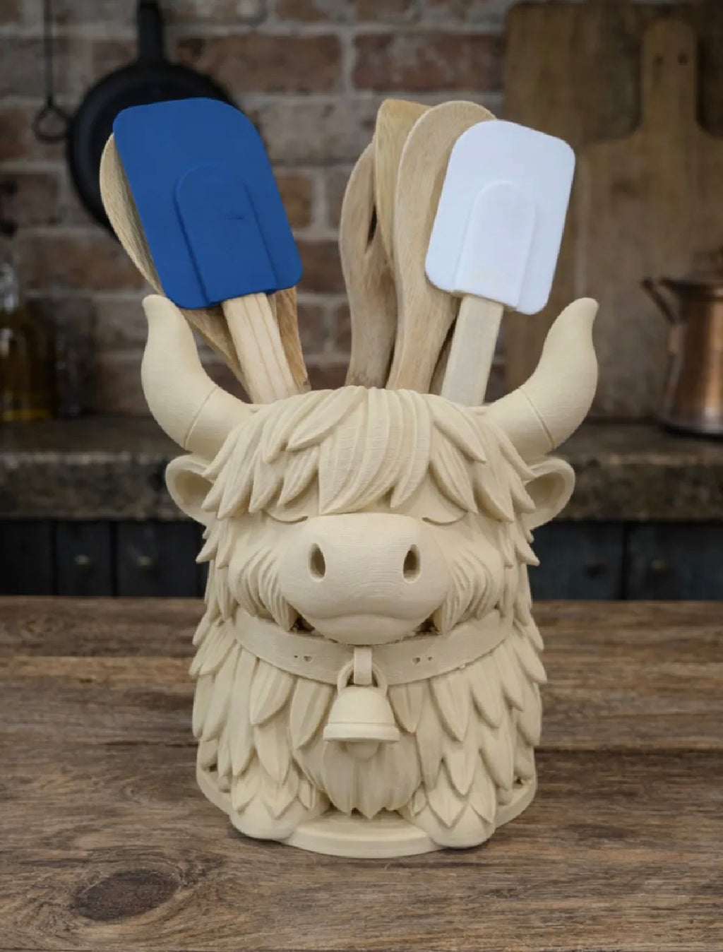 Highland Cow Utensil Holder