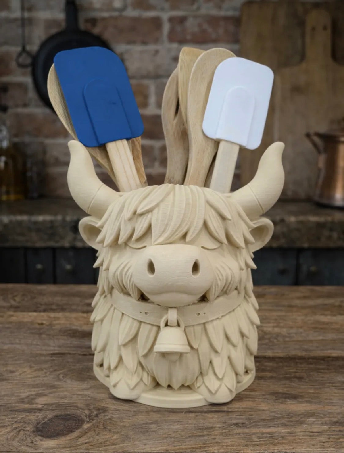 Highland Cow Utensil Holder