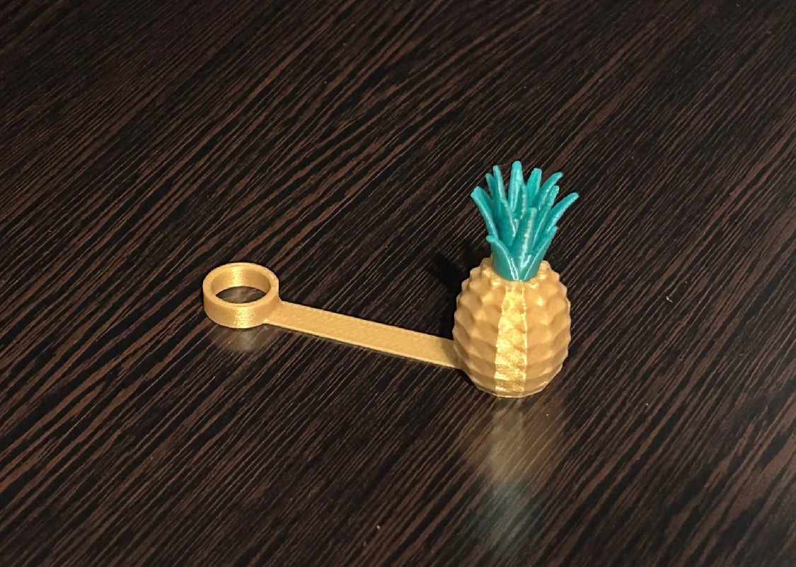 Pineapple Straw Topper