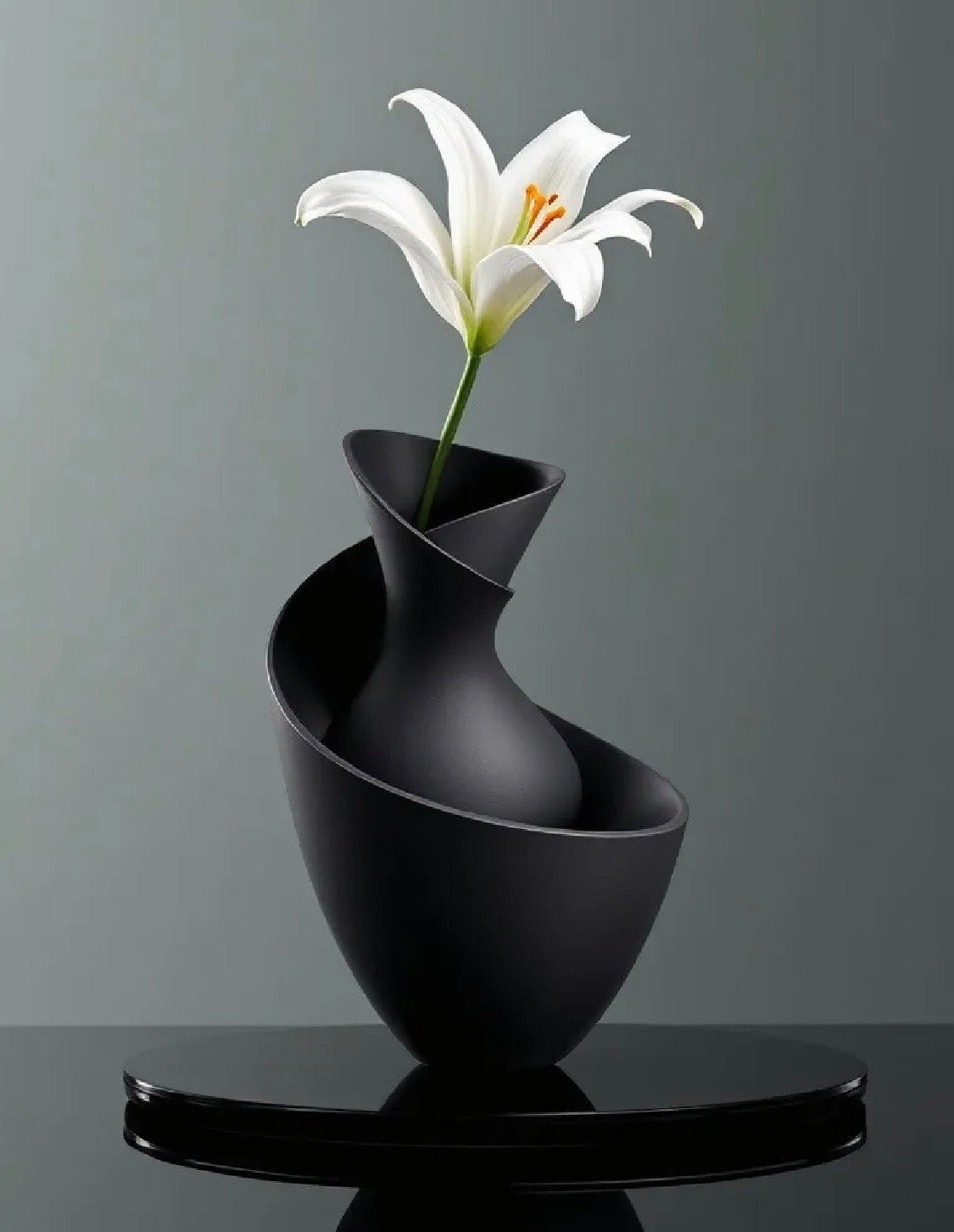 3D Printed Sculptural Spiral Vase