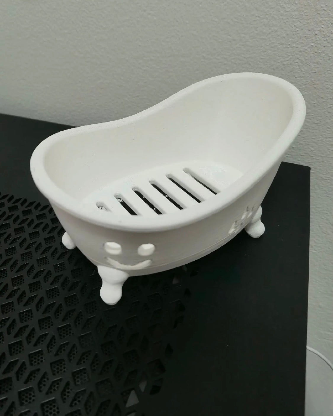 3D Printed Bathtub Sponge Holder