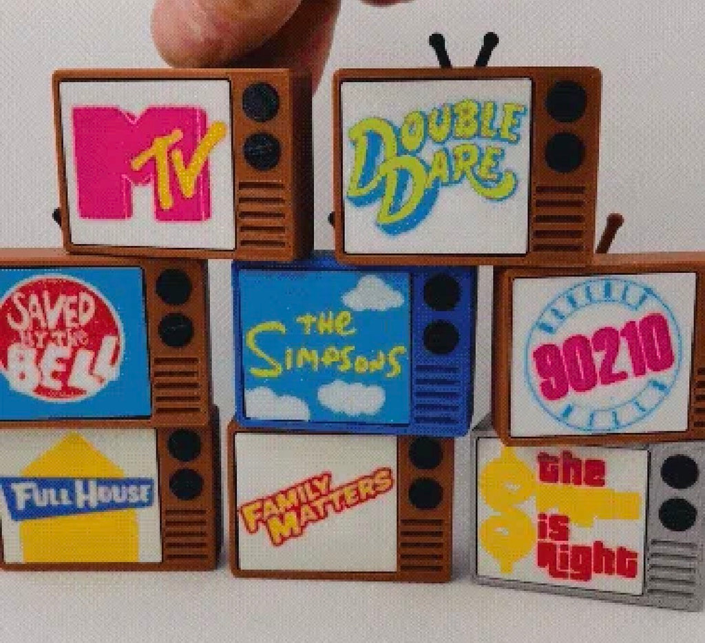 Retro Mini TV Figurine