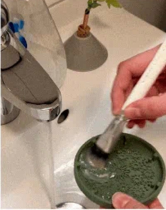 3D Printed Makeup Brush Cleaner
