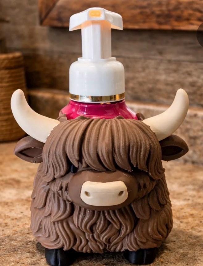 Highland Cow Soap Holder — 3D Printed Bath & Body Works Holder