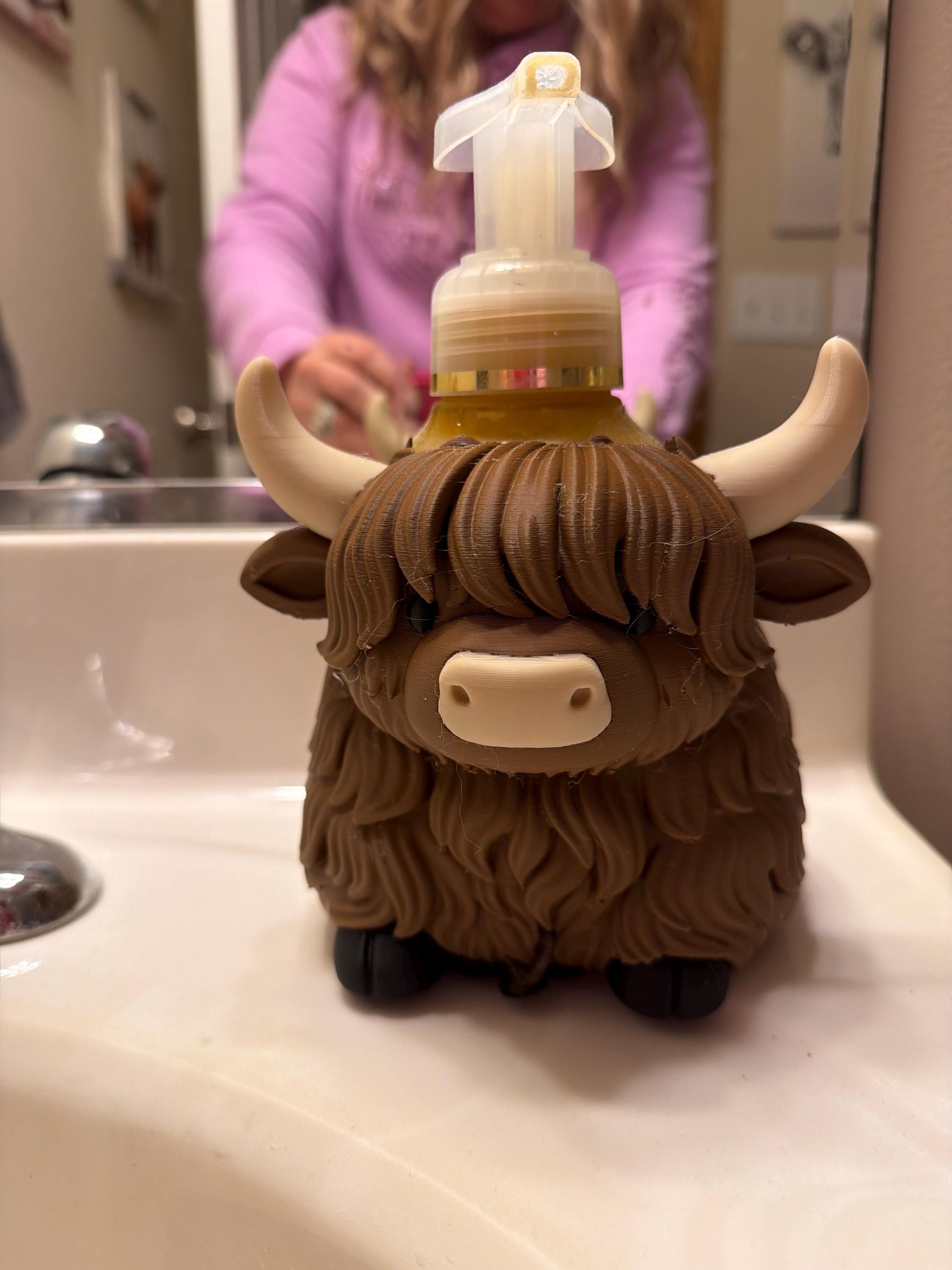 Highland Cow Soap Holder — 3D Printed Bath & Body Works Holder